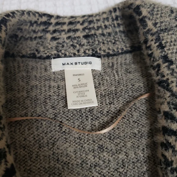 Furry Black and Beige Houndstooth Coatigan - Picture 2 of 4